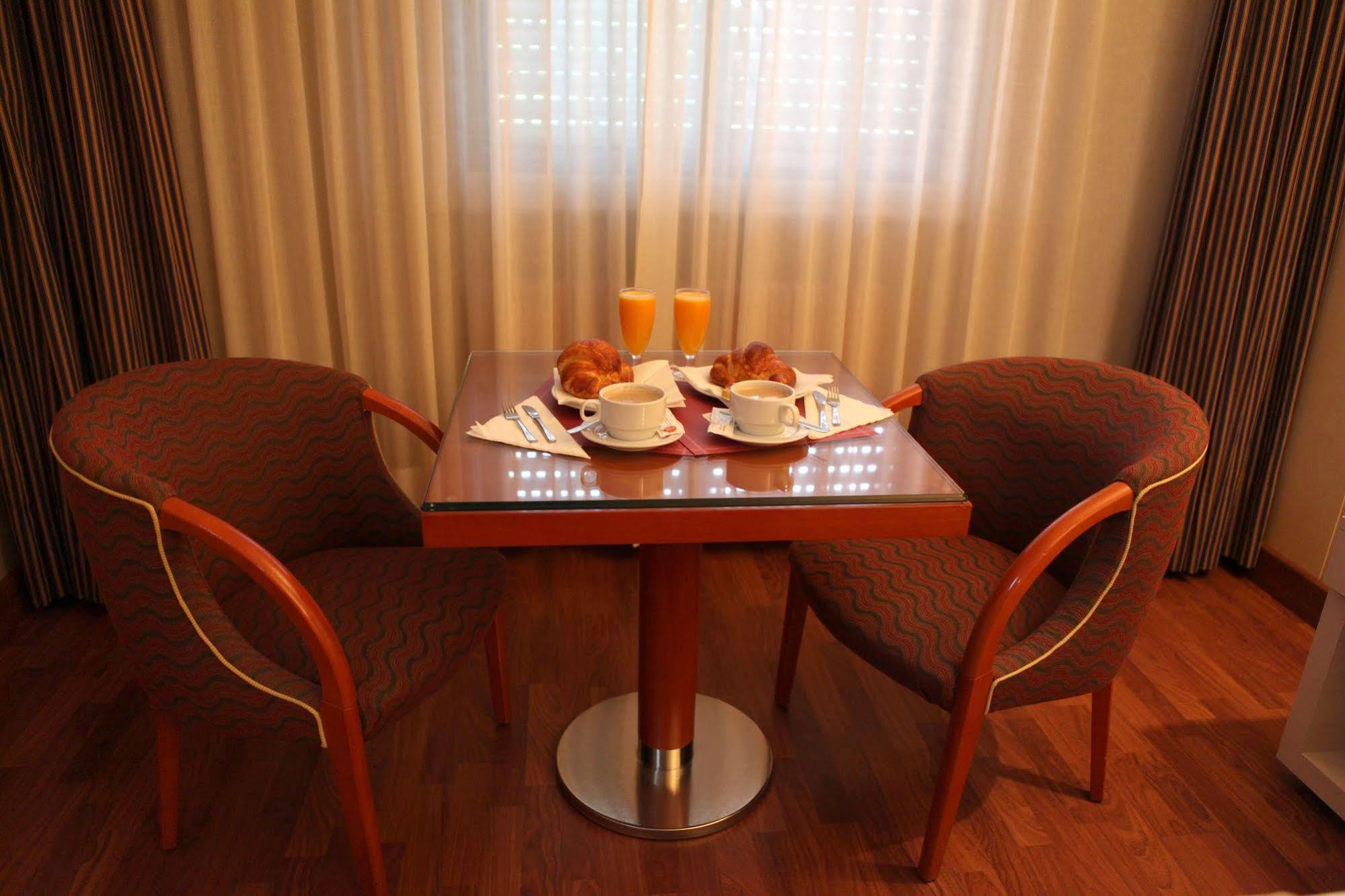 Motel Aeropuerto Vigo Dış mekan fotoğraf