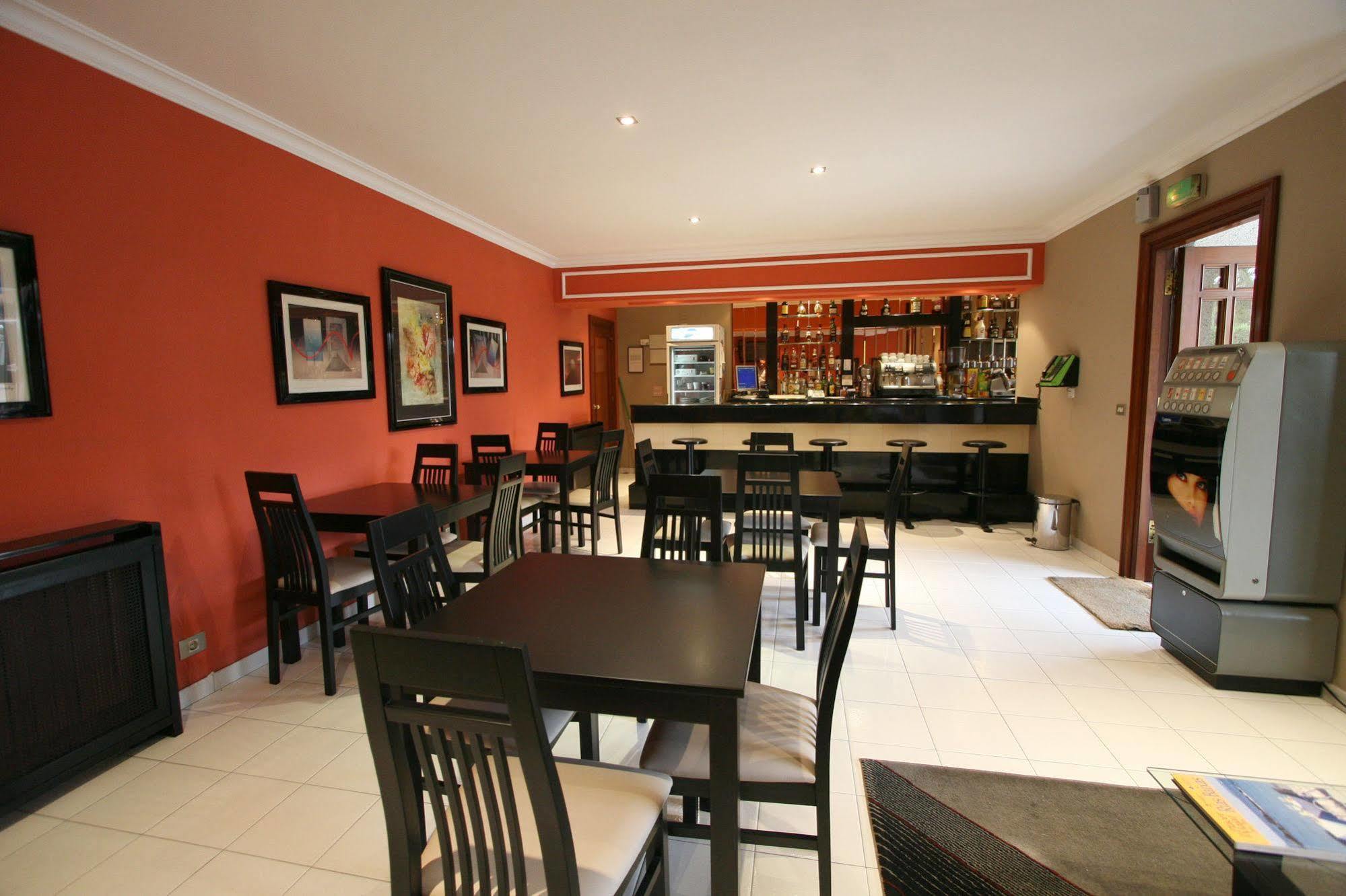 Motel Aeropuerto Vigo Dış mekan fotoğraf